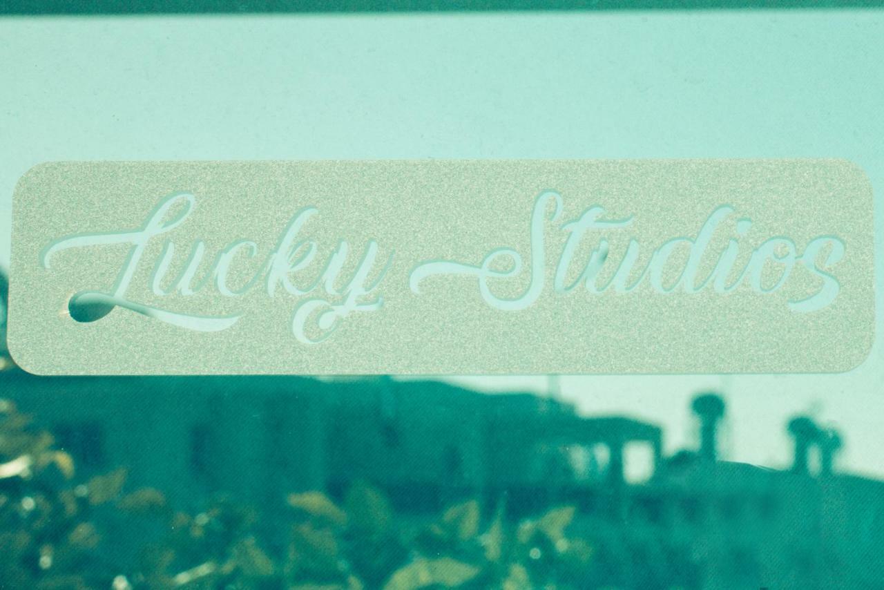Lucky 2 Apartment Paralimni Exterior photo
